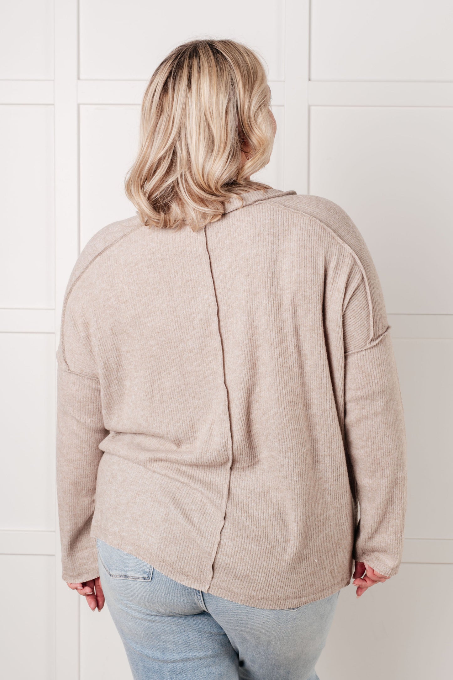 Simply Basic Ribbed Hacci Sweater in Mocha